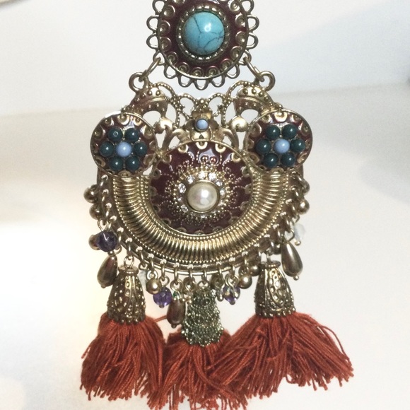 Aldo large pendant necklace. Bling, beads, tassels - Picture 5 of 5